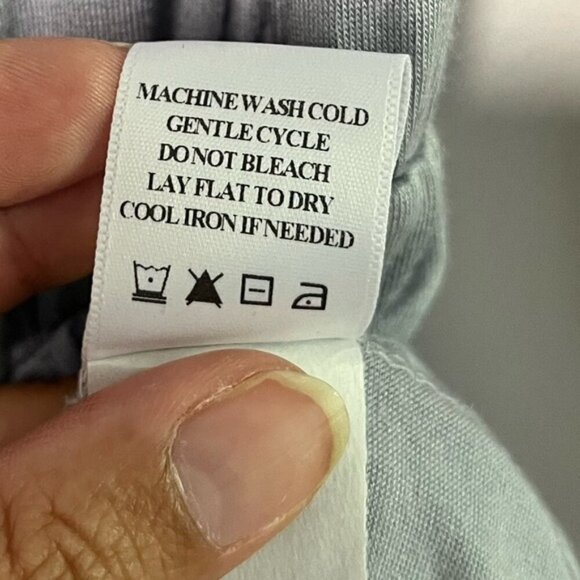 Lovers and Friends Gray Long Sleeve Tie Cuff Romper Size M NWT - Picture 3 of 15